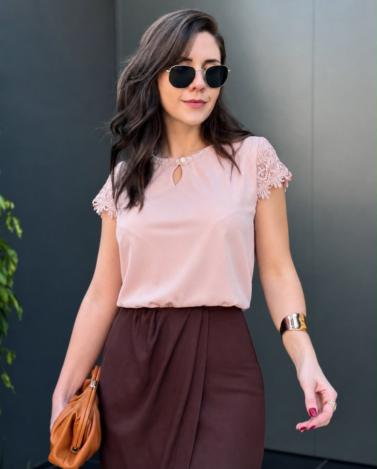 Blusa de crepe com renda na manga Rosa