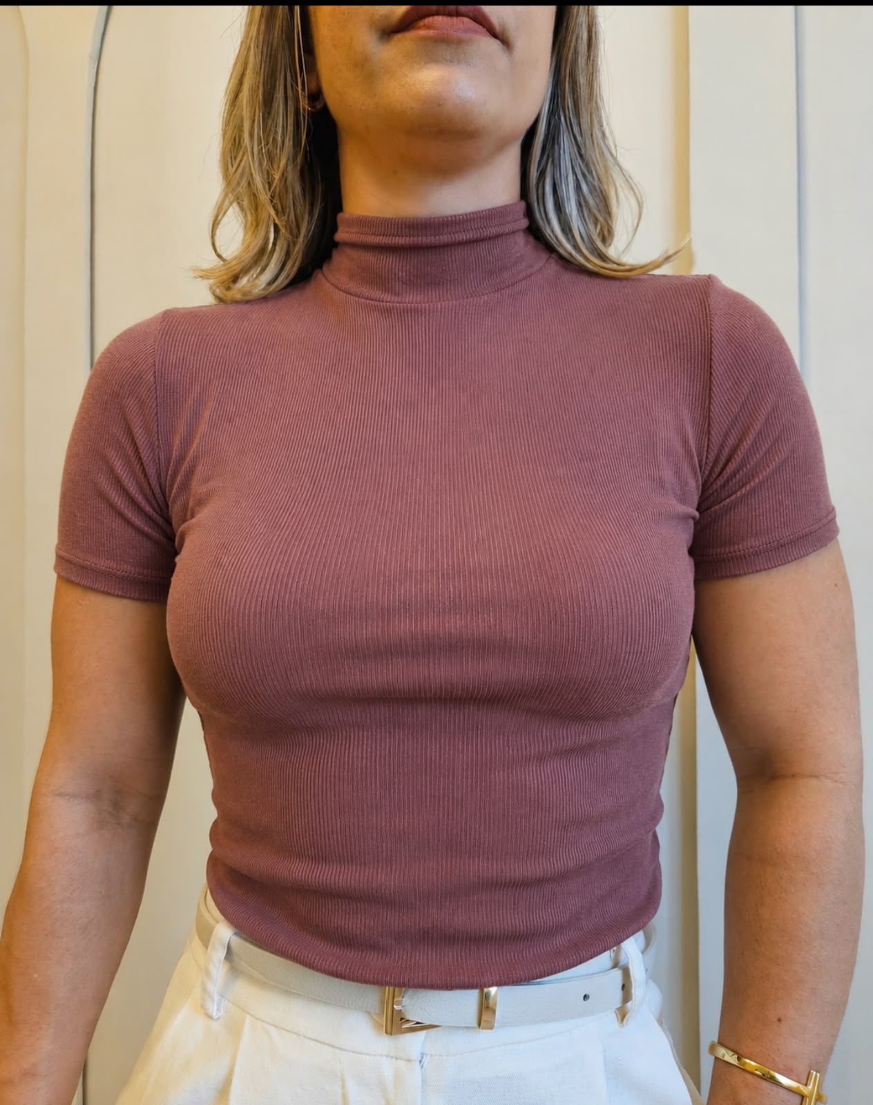Blusa em malha canelada Garrafinha Marrom
