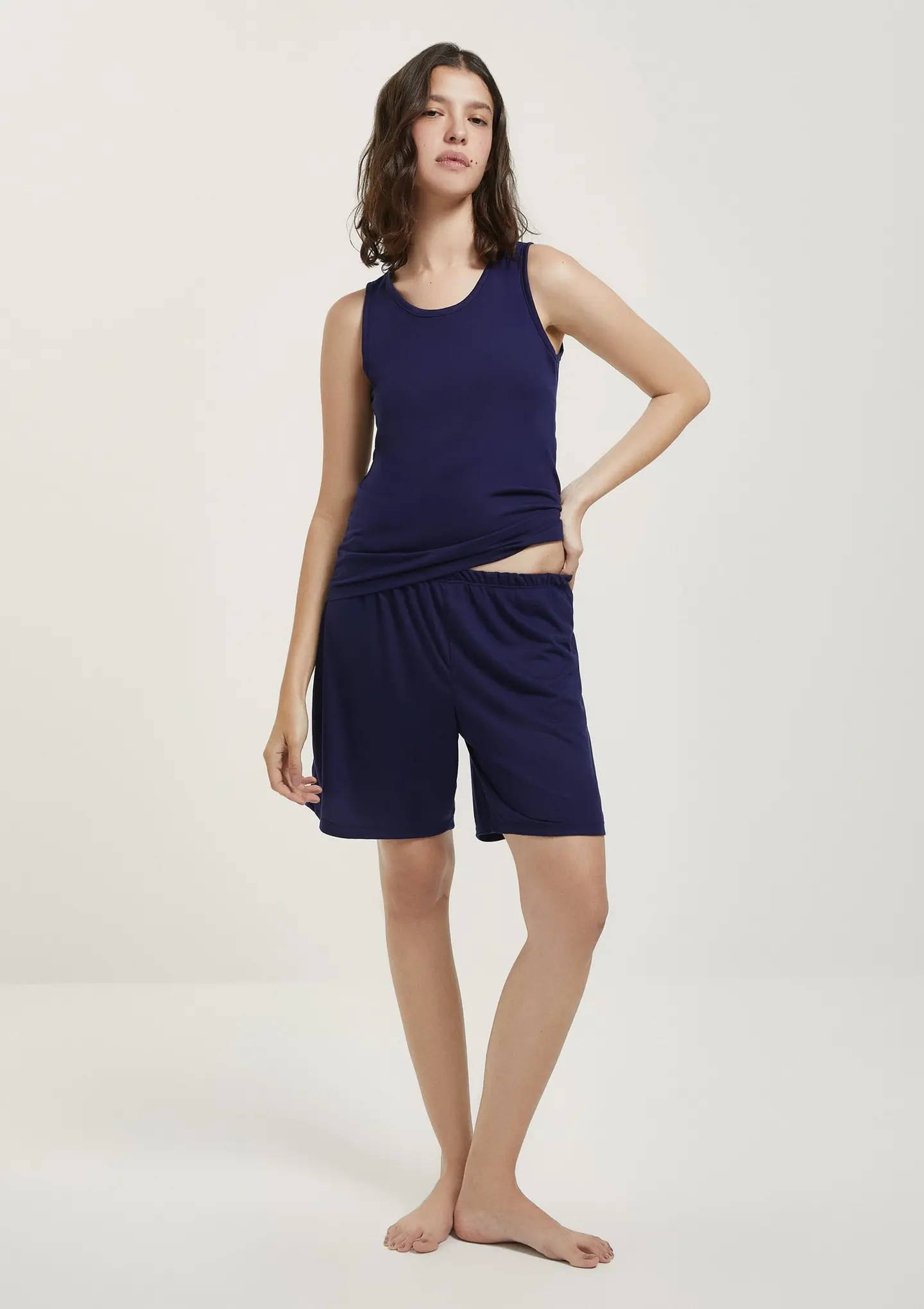 Calça wide leg alfaiatada cru