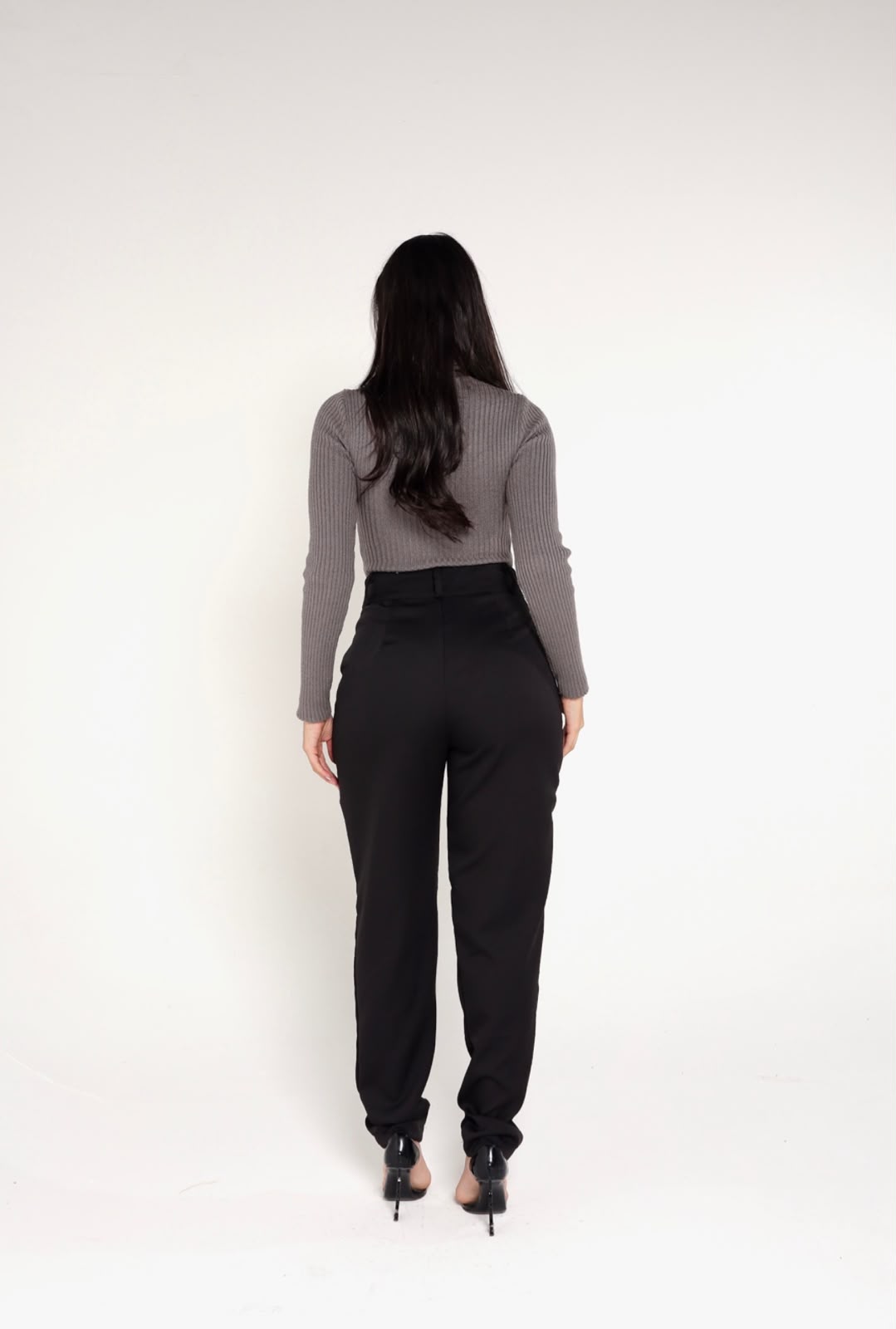 Calça Alfaiataria Cós alto Preta