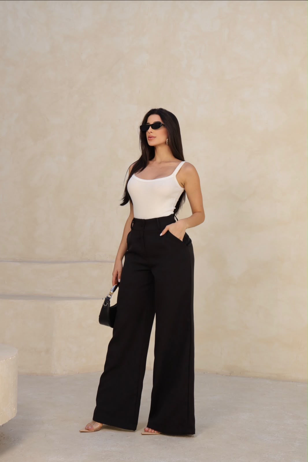 Calça Alfaiataria Pantalona Preta