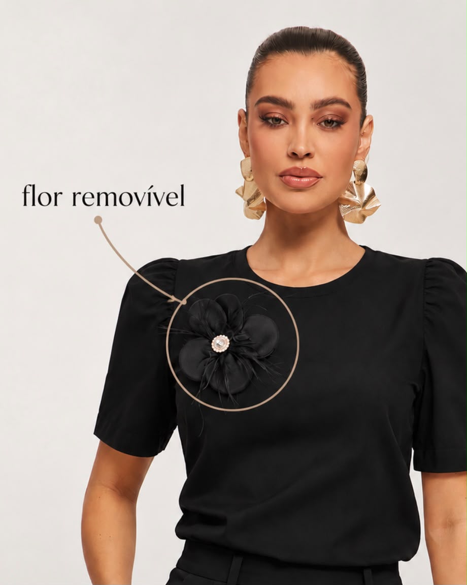 Blusa em Malha Com bordado Preta com Broche de Flor