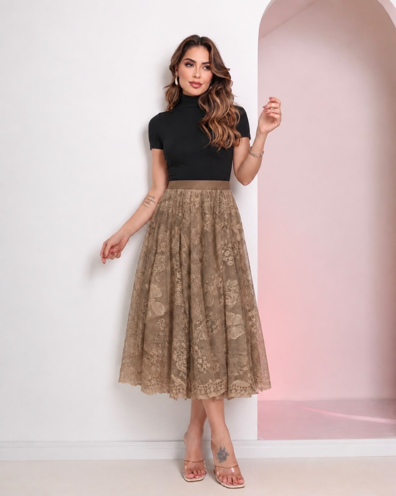 Saia Midi em Renda Marrom