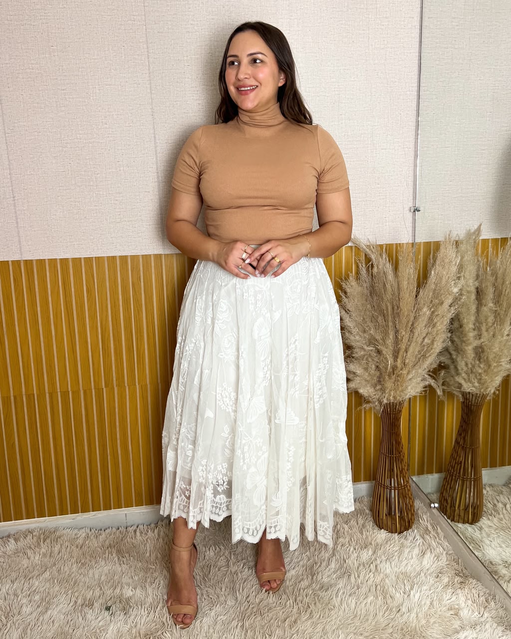 Saia Midi em Renda Off White