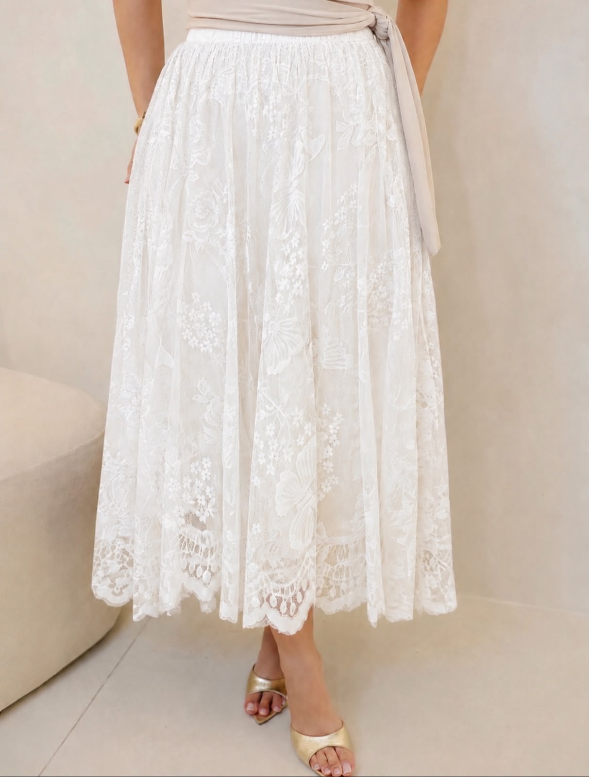 Saia Midi em Renda Off White