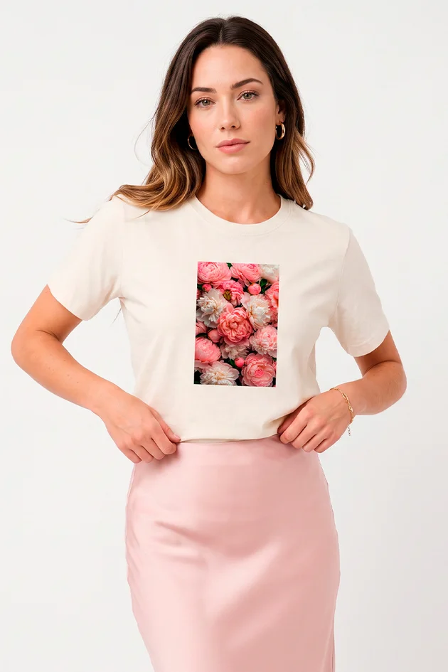 Blusa T-Shirt em 100% Algodão Off Com Rosas