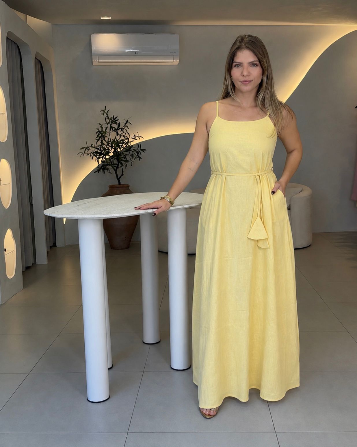 Vestido longo de alça com bolso Amarelo Manteiga